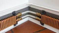 Podlahové kúrenie namiesto podlahového kúrenia: inteligentné riešenie pre renováciu bez stavebných prác