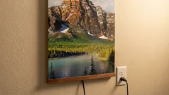 Ohrievač, ktorý nestojí na podlahe: prečo si ho čoraz častejšie vyberajú