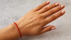 Talianska tradícia: Čo znamená červená nitka na zápästí